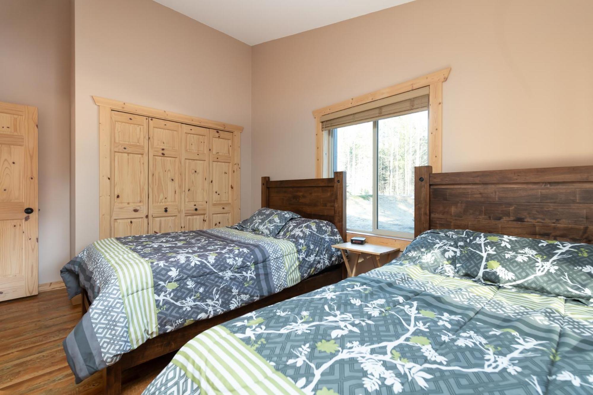 Mama Bear Villa Valemount Ngoại thất bức ảnh