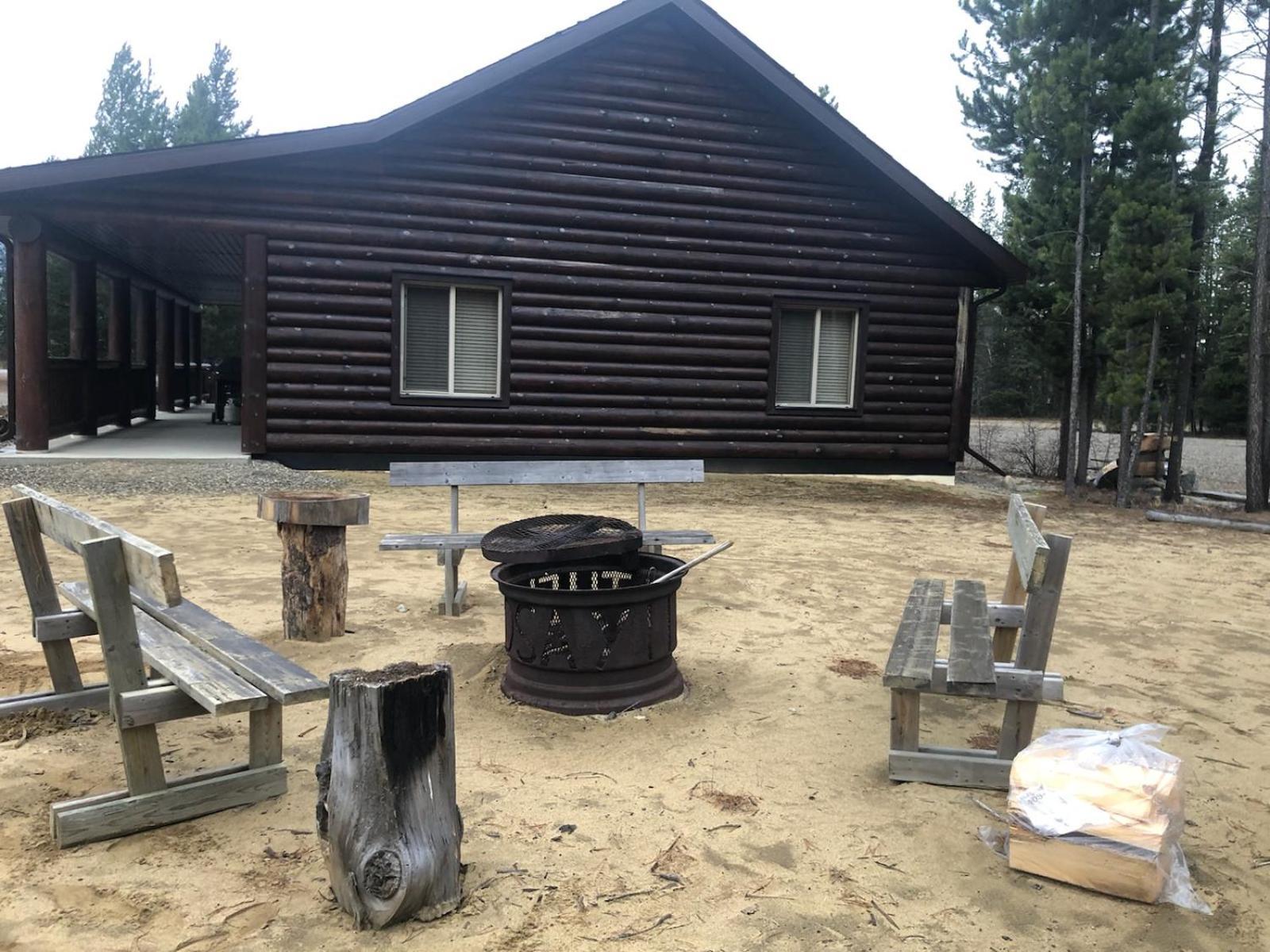 Mama Bear Villa Valemount Ngoại thất bức ảnh
